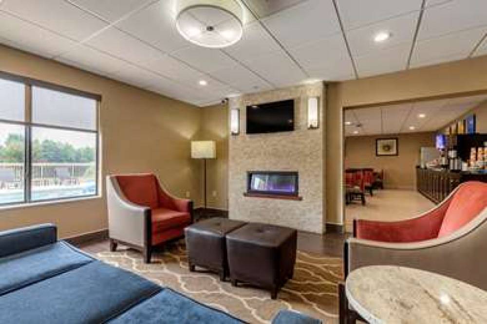 COMFORT INN AND SUITES MOCKSVILLE I 4