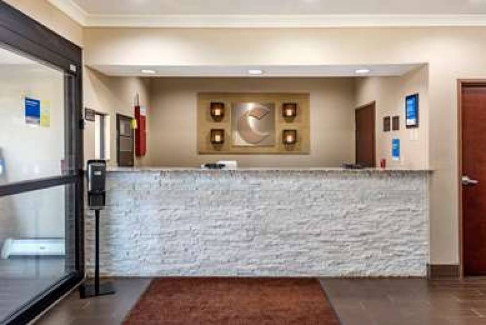 Comfort Inn And Suites Muncie 3