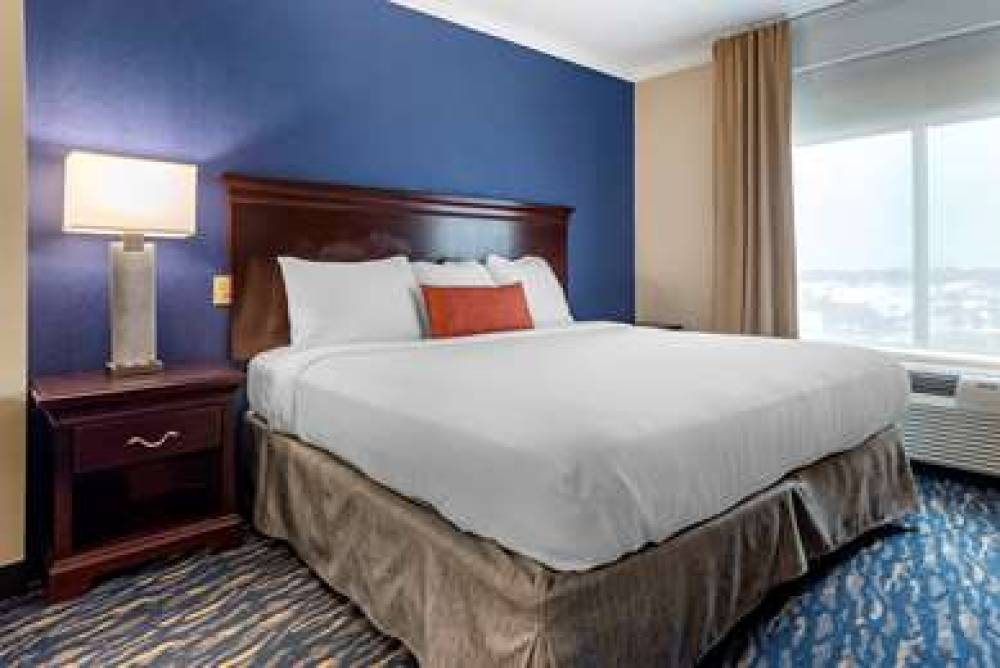 COMFORT INN AND SUITES NEW ORLEANS 9