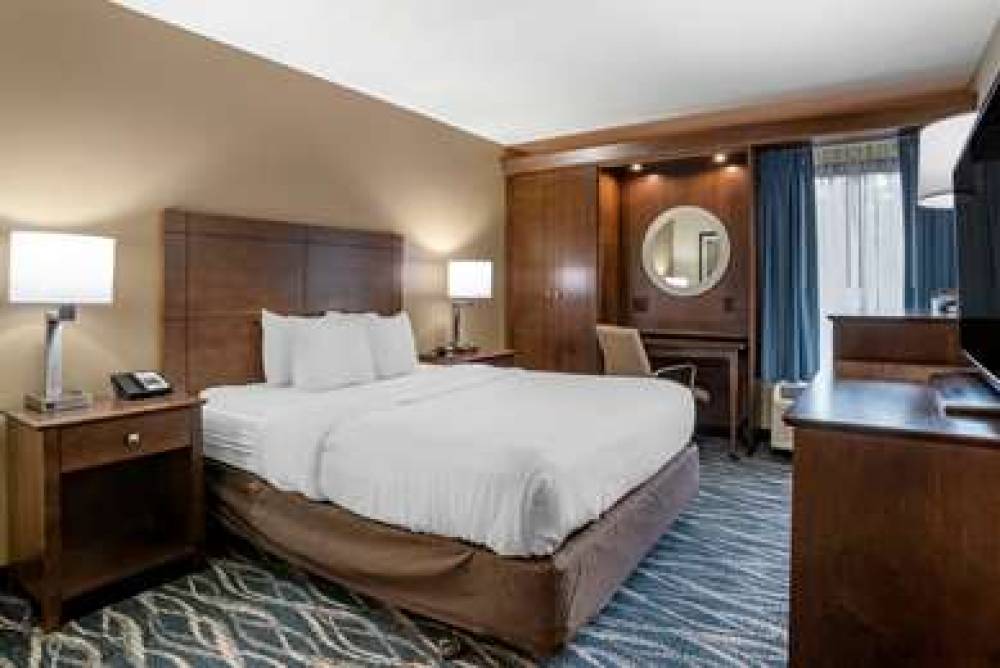 COMFORT INN AND SUITES NEWARK - WIL 4