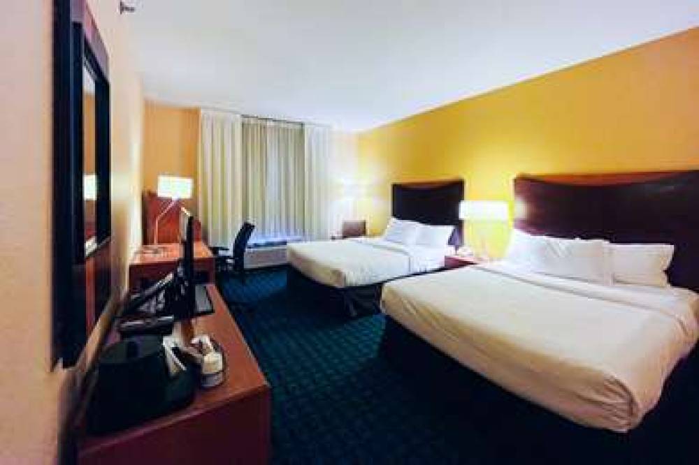 COMFORT INN AND SUITES OLATHE - KAN 10