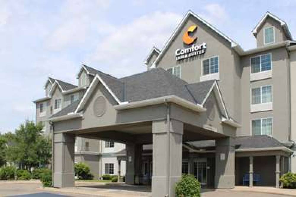 Comfort Inn And Suites St Paul Nort
