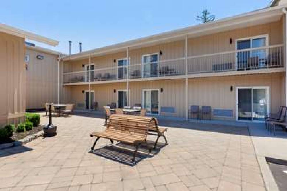 Comfort Inn And Suites Thousand Isl