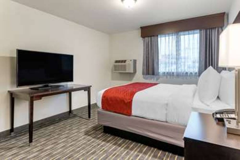 COMFORT INN AND SUITES TIGARD NEAR 4