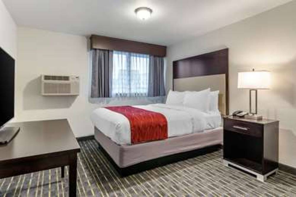 COMFORT INN AND SUITES TIGARD NEAR 3