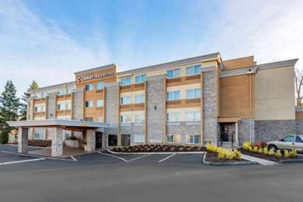 Comfort Inn And Suites Tigard Near