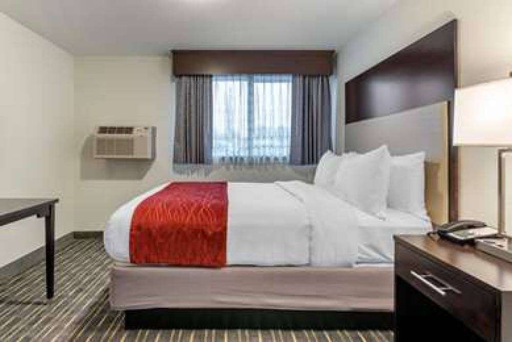 COMFORT INN AND SUITES TIGARD NEAR 5