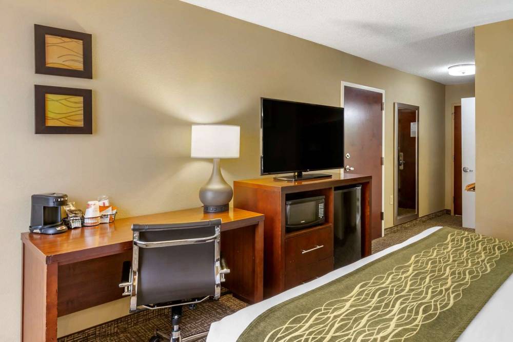 Comfort Inn Apex - Holly Springs 9