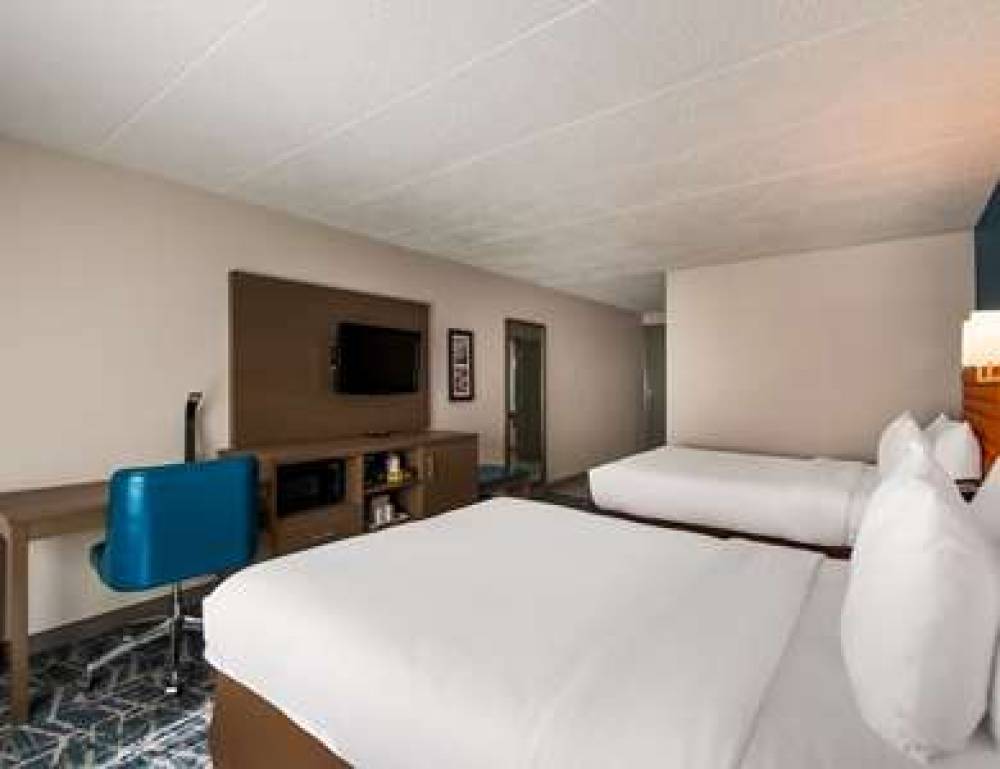 Comfort Inn Arlington Boulevard 3