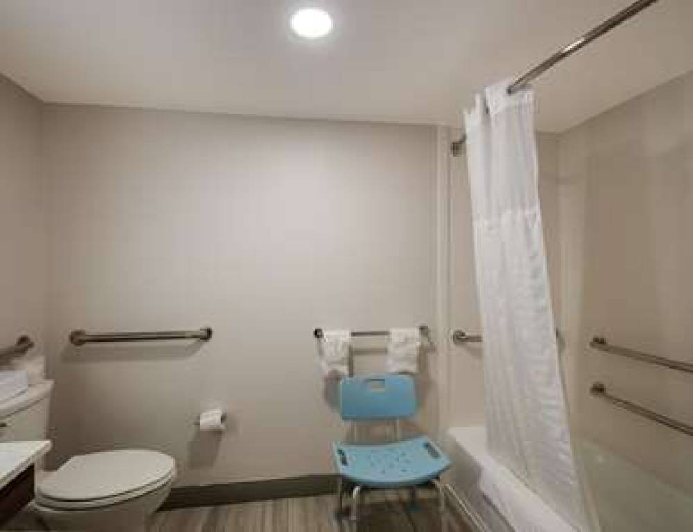 Comfort Inn Arlington Boulevard 5