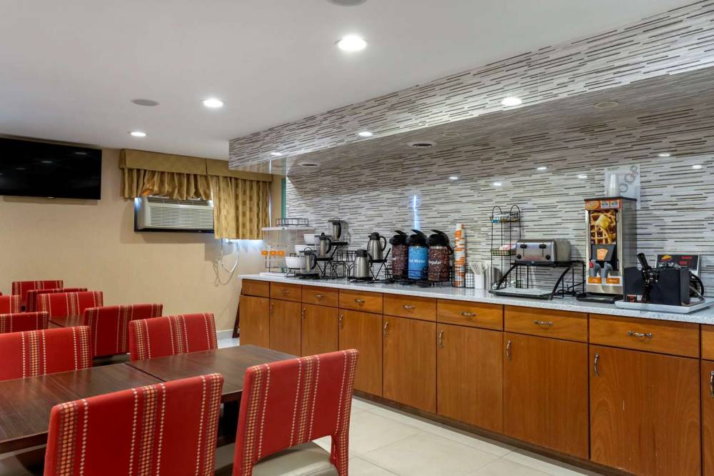 Comfort Inn Brooklyn 1