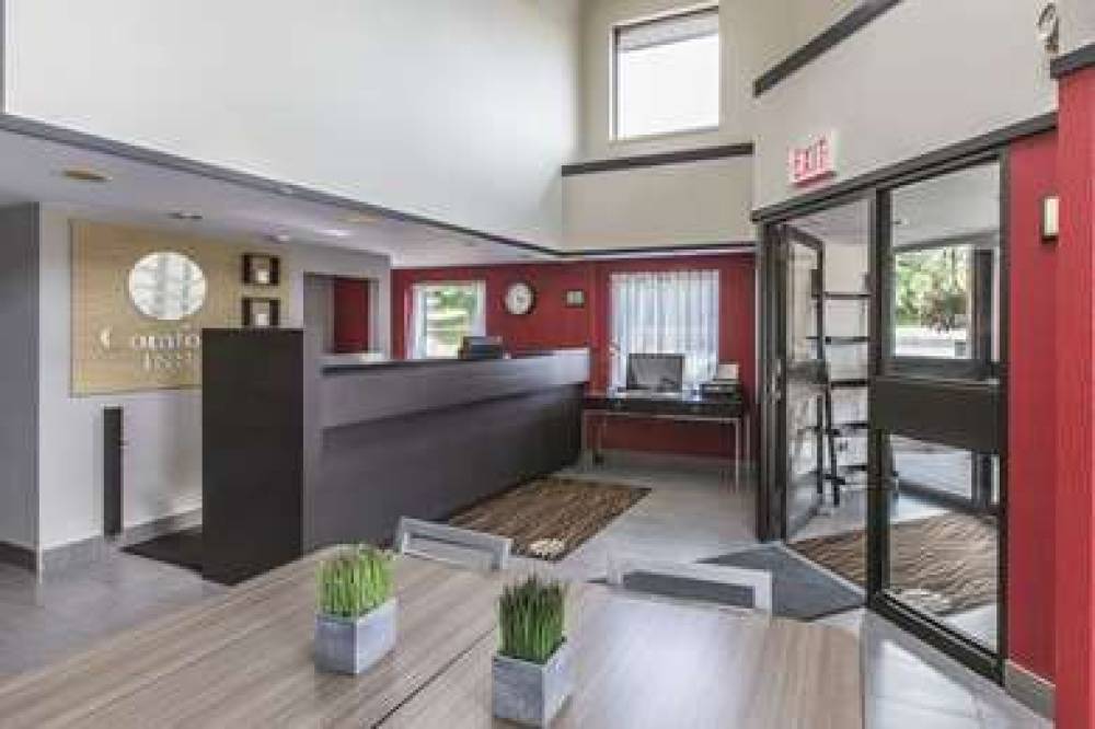 COMFORT INN 9