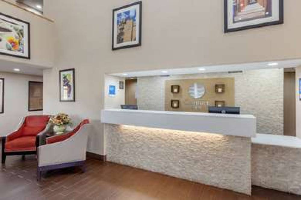 Comfort Inn 4
