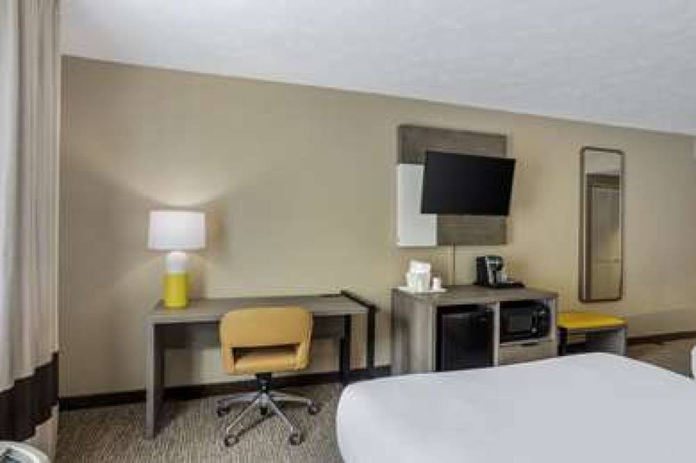 Comfort Inn 9