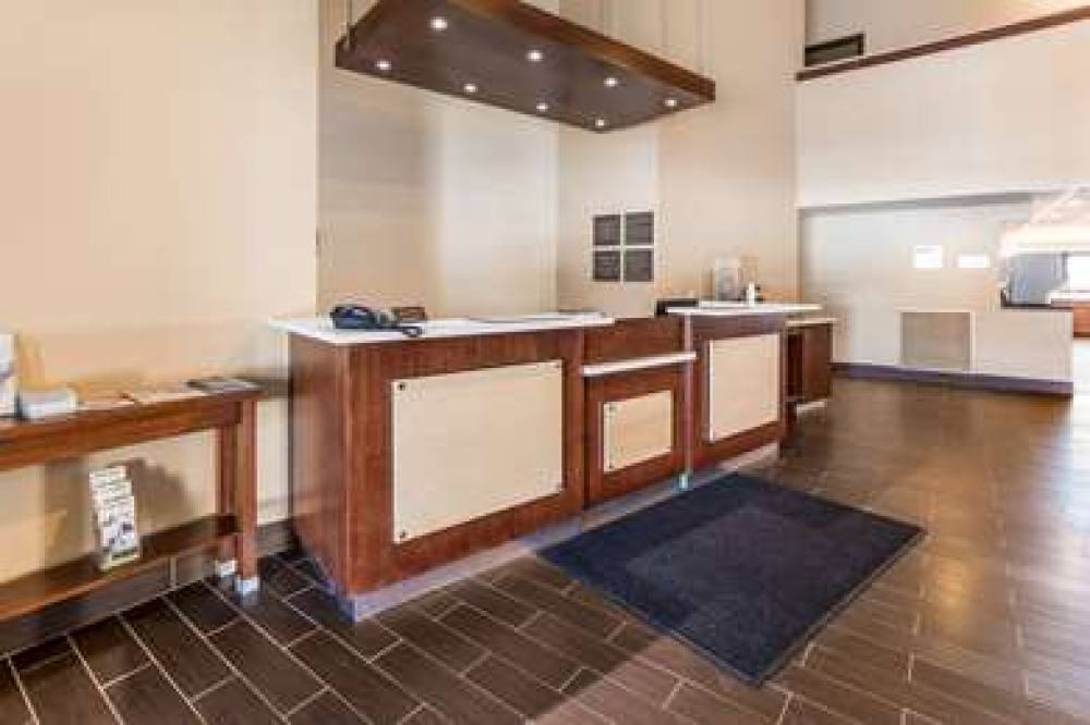 COMFORT INN 5