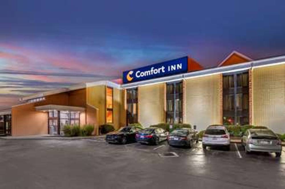 COMFORT INN CINCINNATI NORTHEAST 6