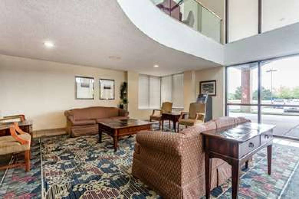 Comfort Inn Cleveland Airport 3