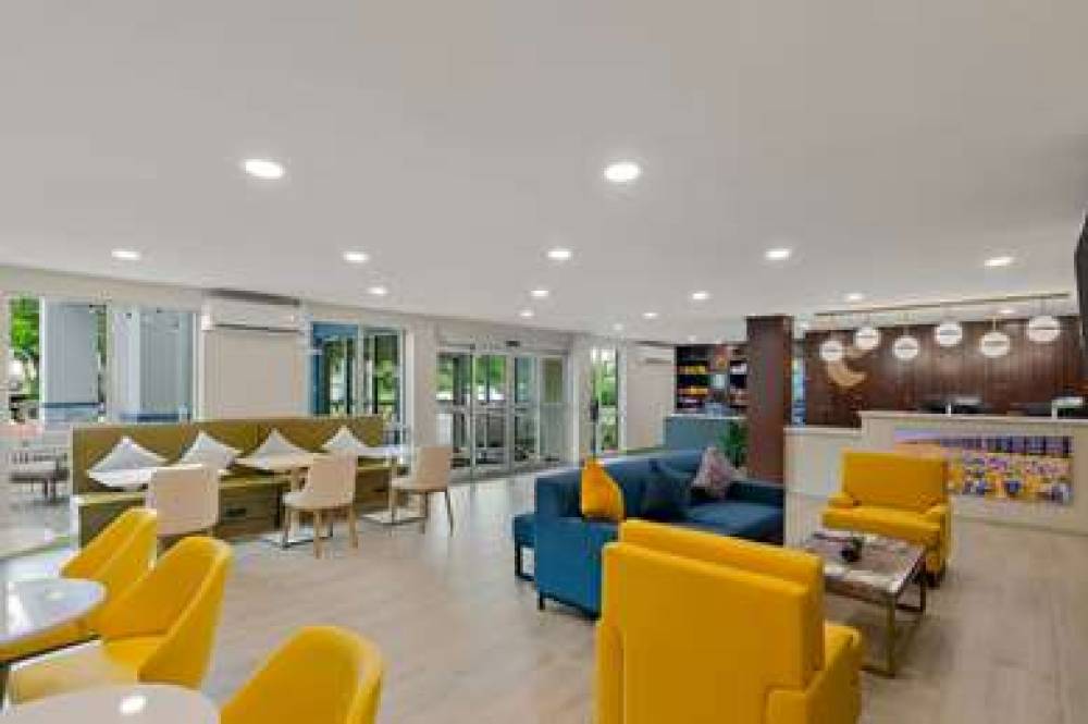COMFORT INN CONROE 1