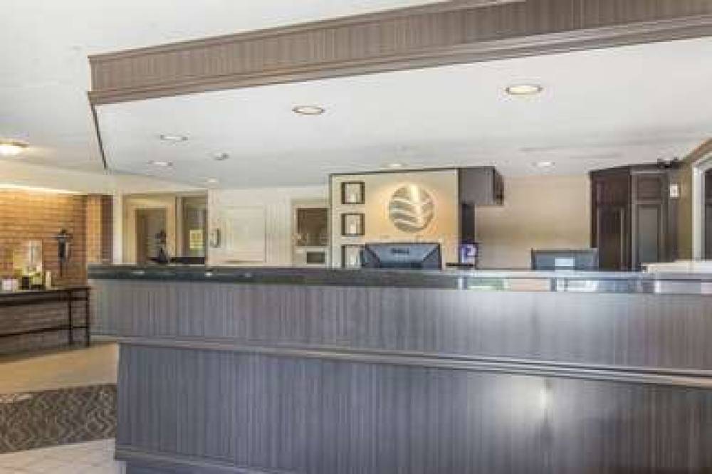 Comfort Inn Cornwall 6