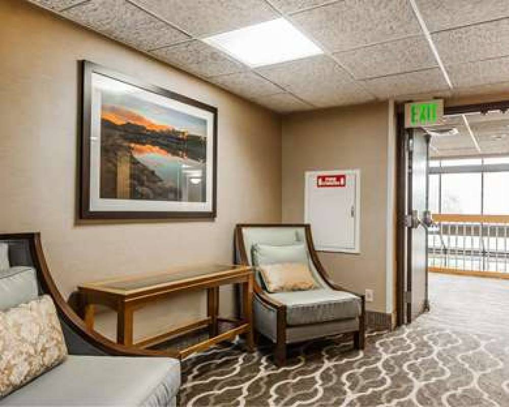 SPARK BY HILTON DENVER EAST I 70 6
