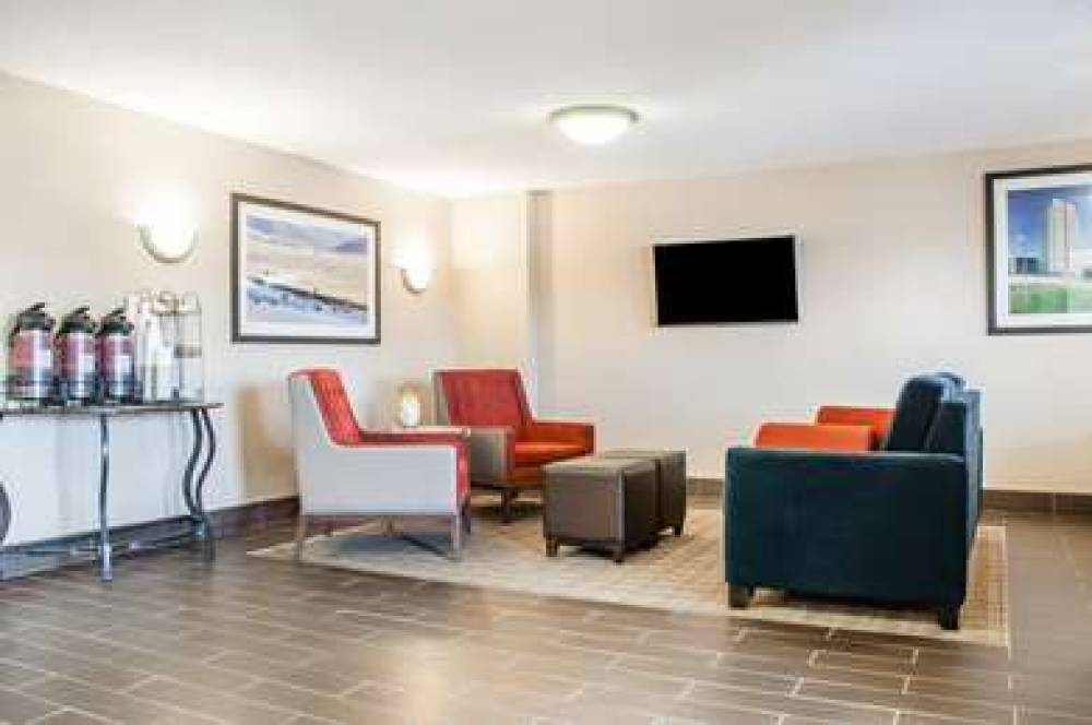 COMFORT INN DICKINSON 5
