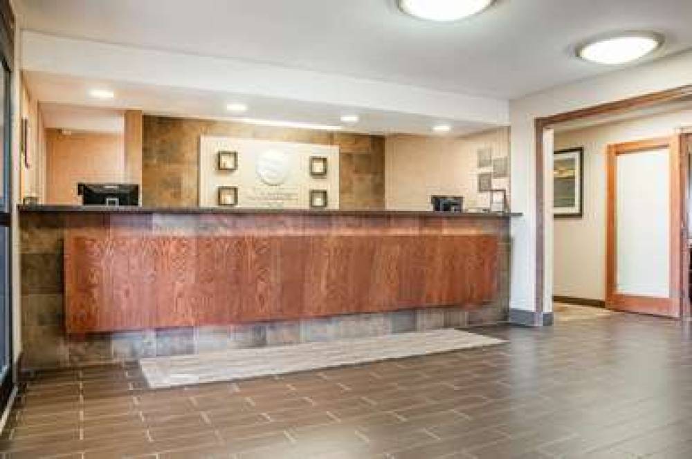 COMFORT INN DICKINSON 4