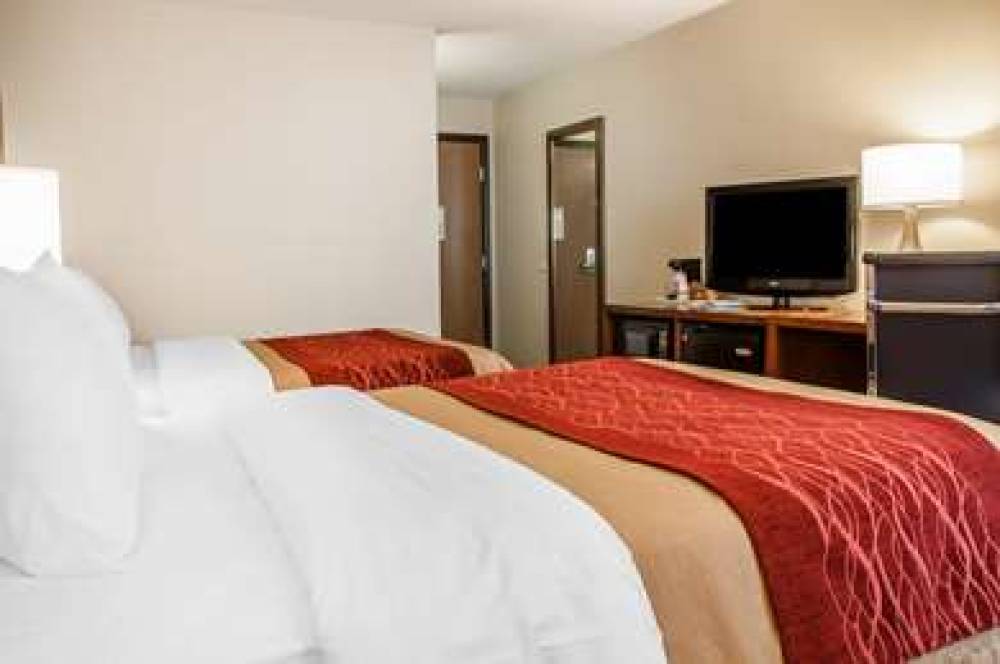 COMFORT INN DICKINSON 6
