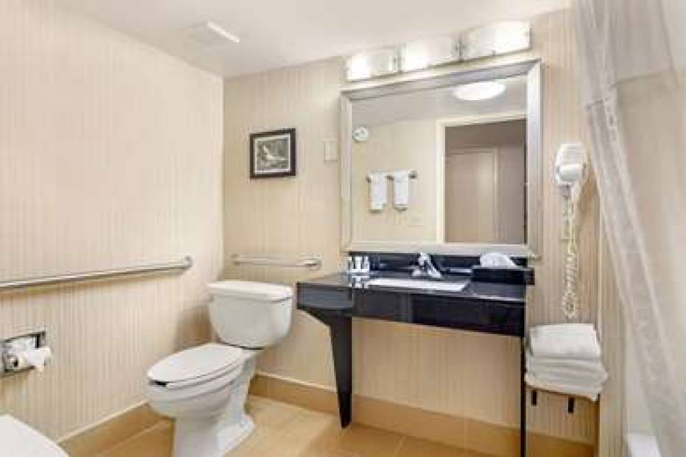 Comfort Inn Douglasville 7