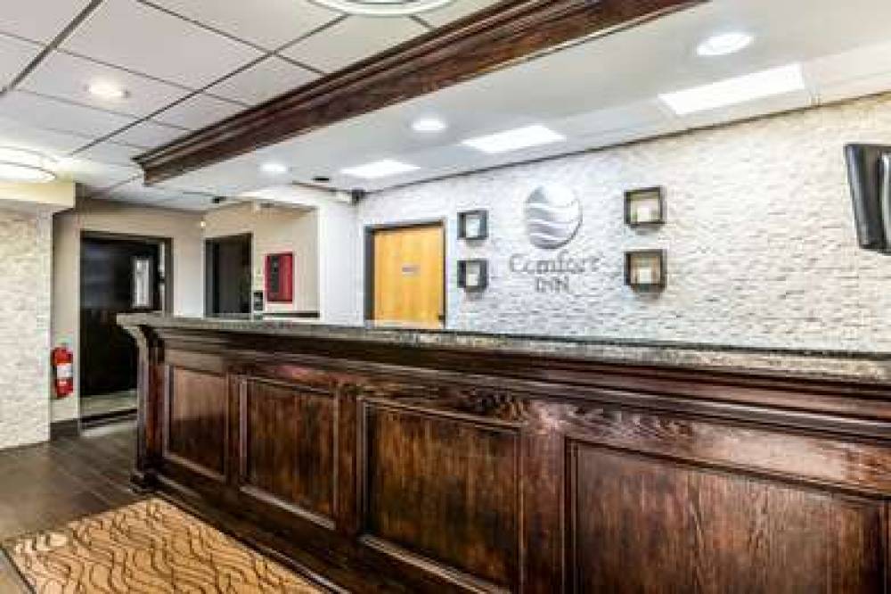 Comfort Inn Downtown 10