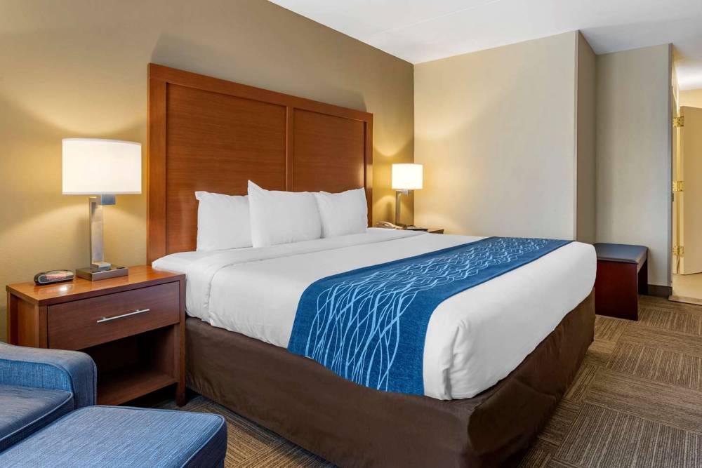 Comfort Inn Edgewater 1