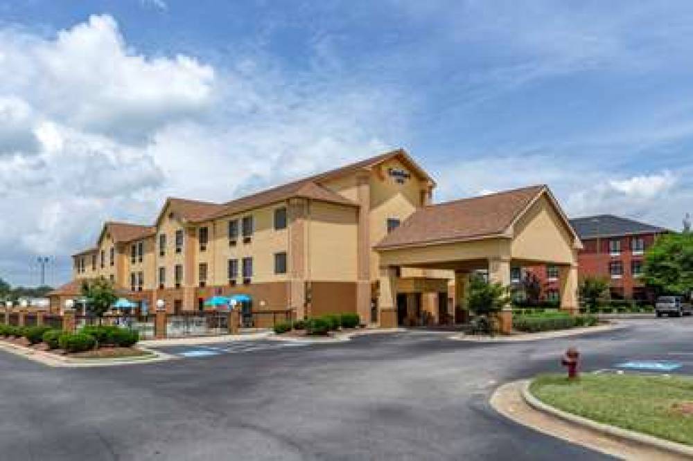 Comfort Inn Garner 2