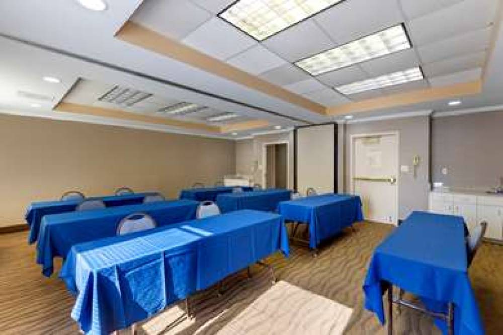 Comfort Inn Kennesaw 7