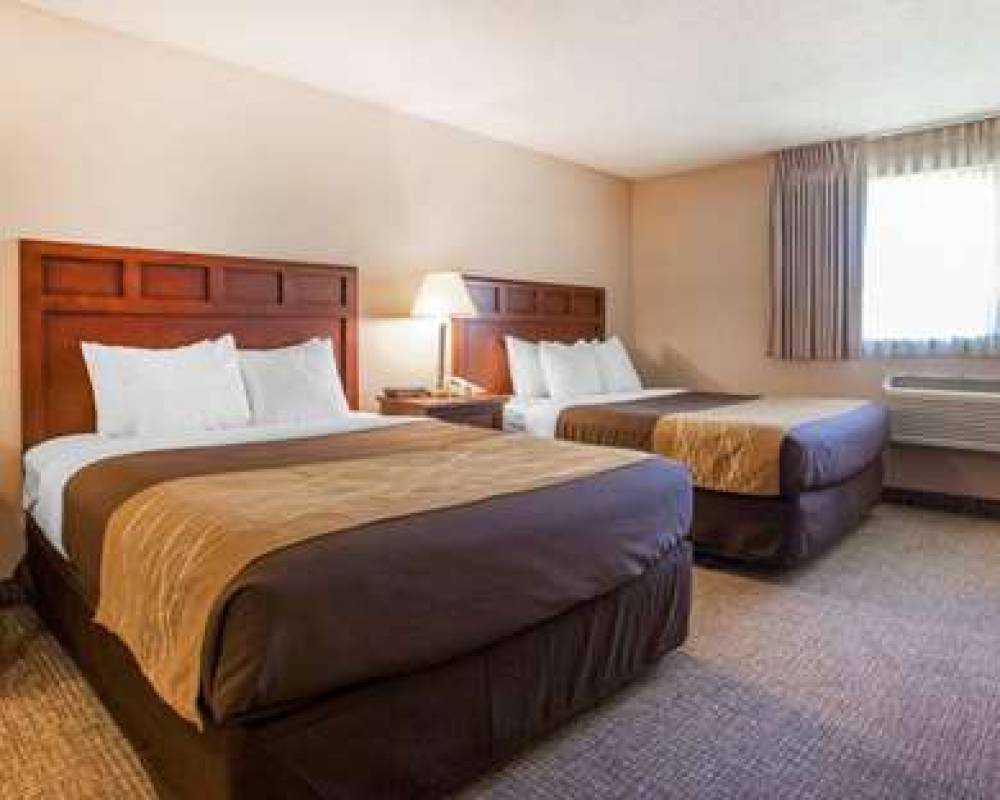 QUALITY INN KIRKLAND 9
