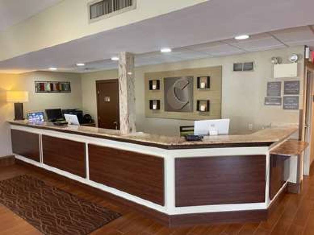 COMFORT INN LANCASTER ROCKVAL 3