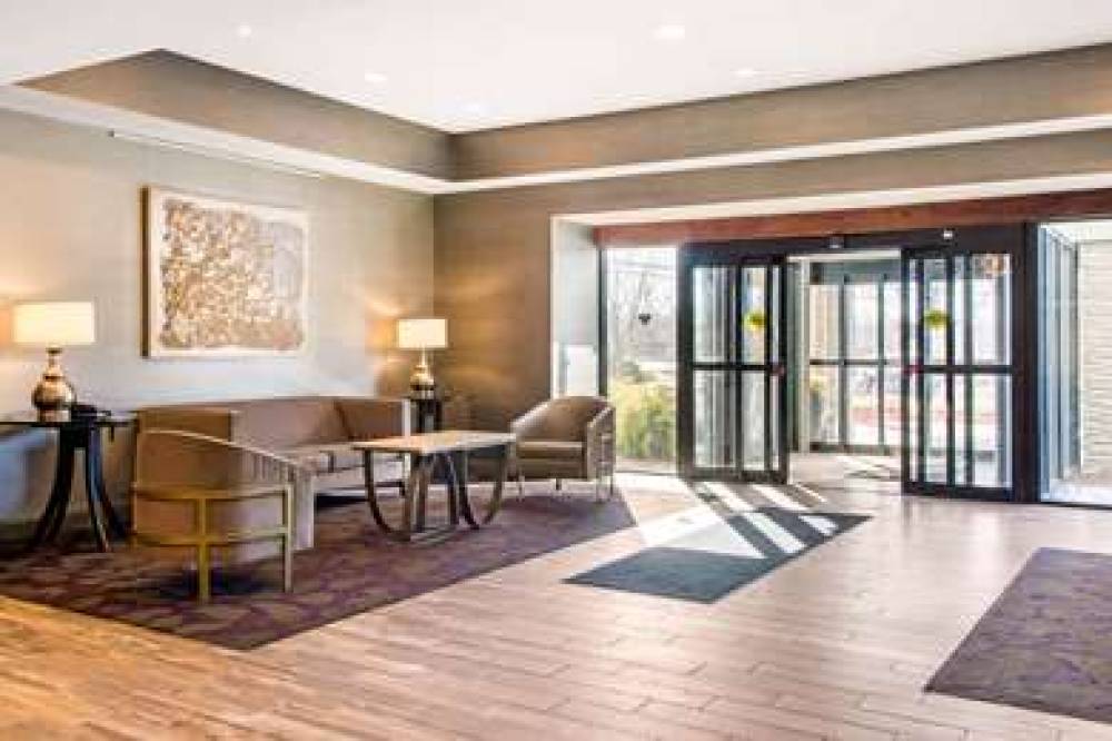 COMFORT INN LARGO-WASHINGTON DC EAS 8