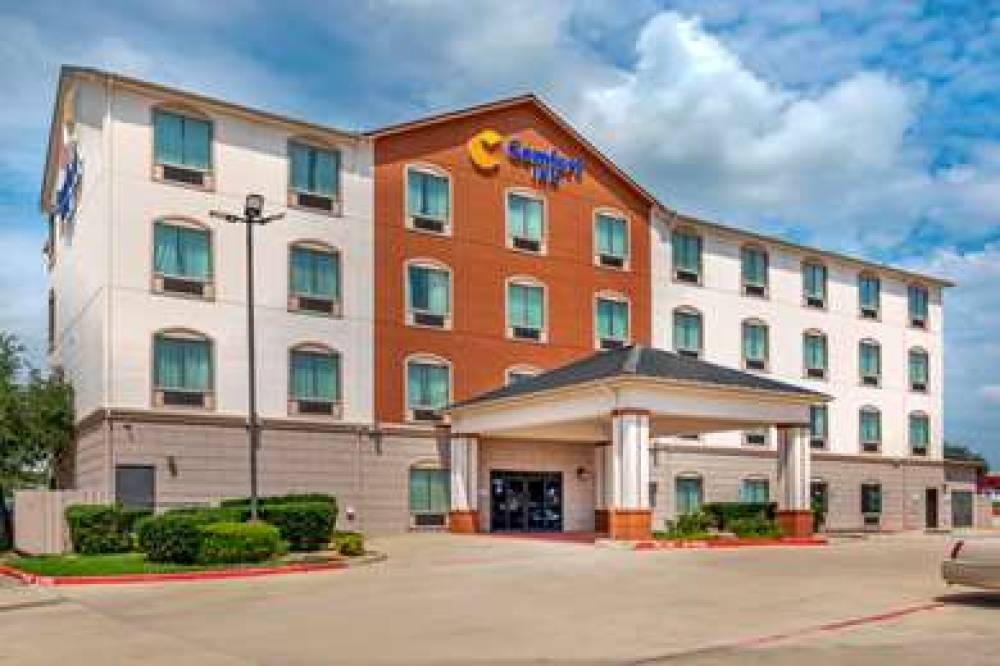Comfort Inn Near Unt