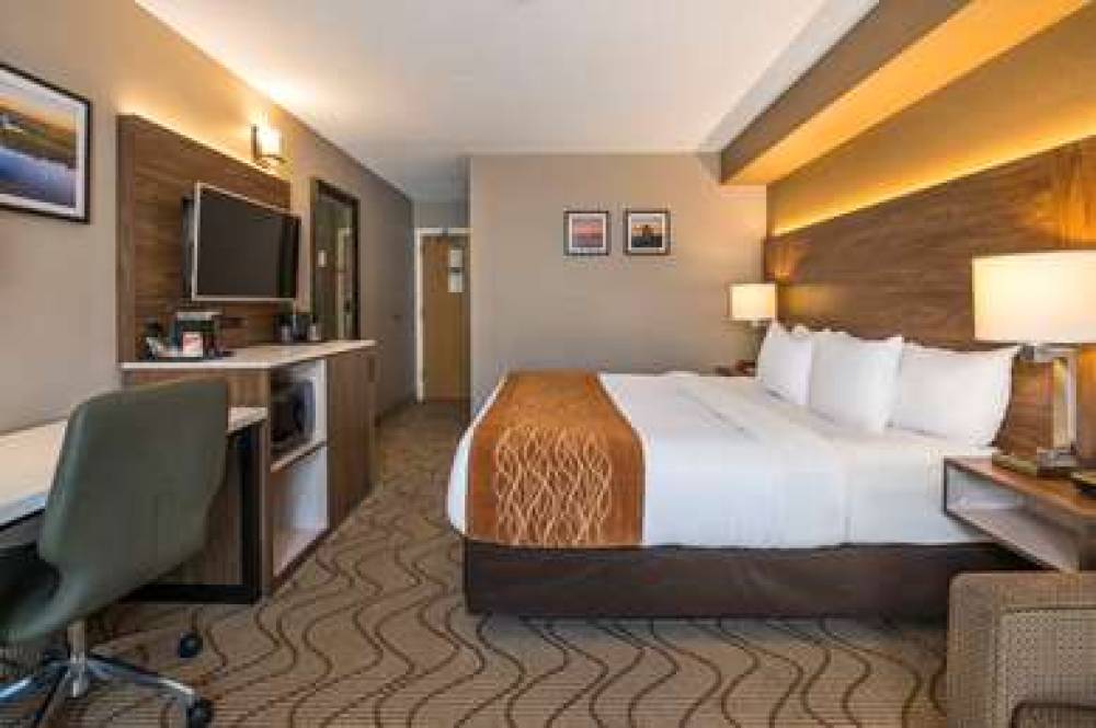 Comfort Inn North Bay 6