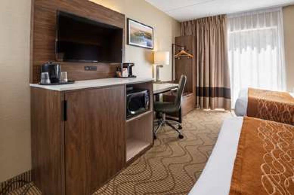 Comfort Inn North Bay 3