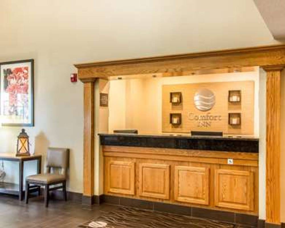 Comfort Inn North/Polaris 5