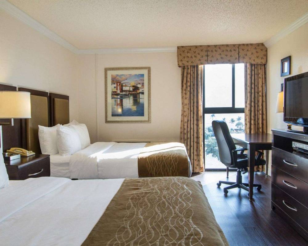 Comfort Inn Oceanside 4