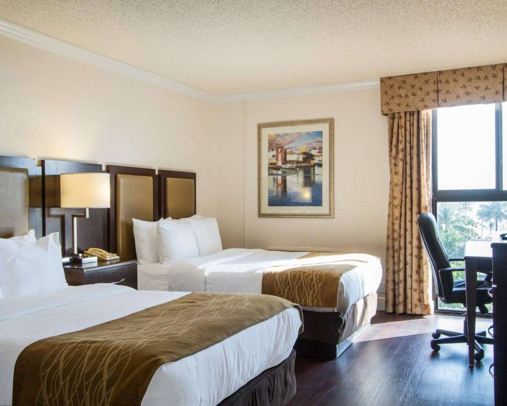 Comfort Inn Oceanside 2