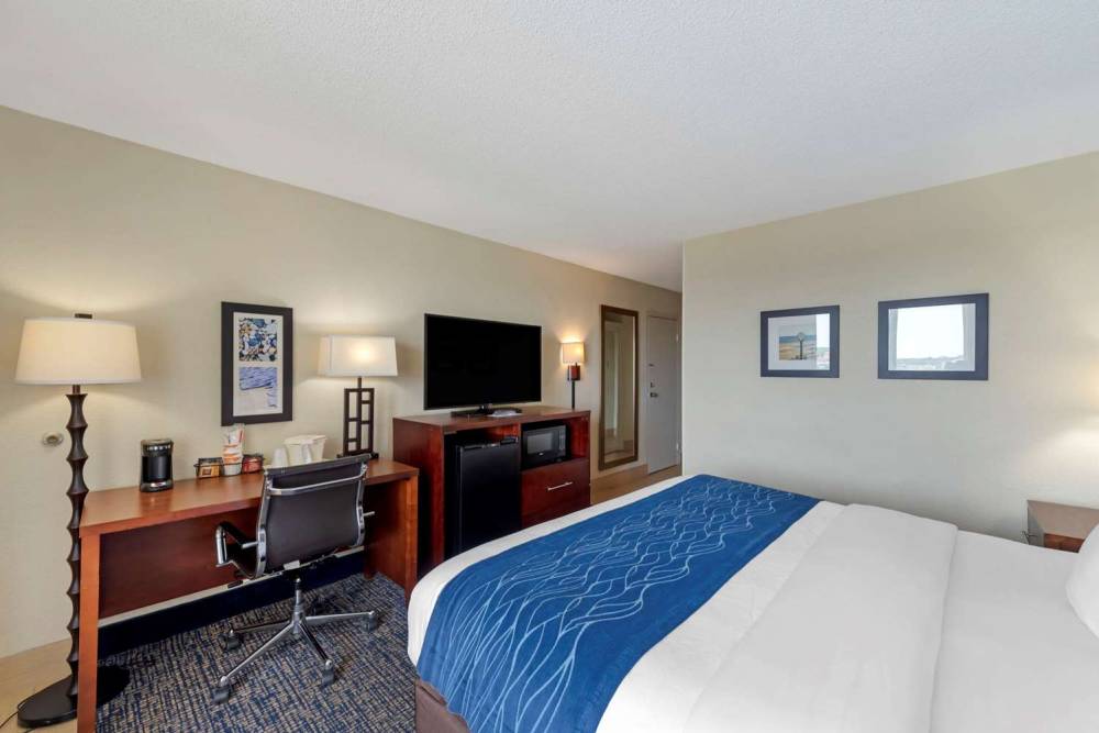 Comfort Inn On The Ocean 2