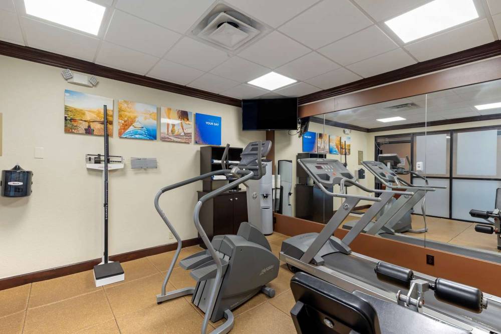 Comfort Inn On The Ocean 9