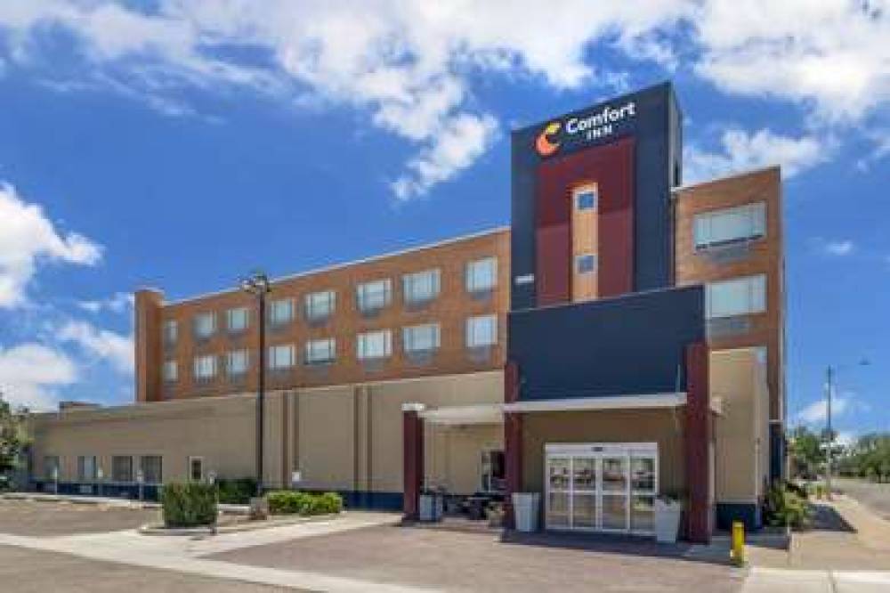COMFORT INN PORTALES 9