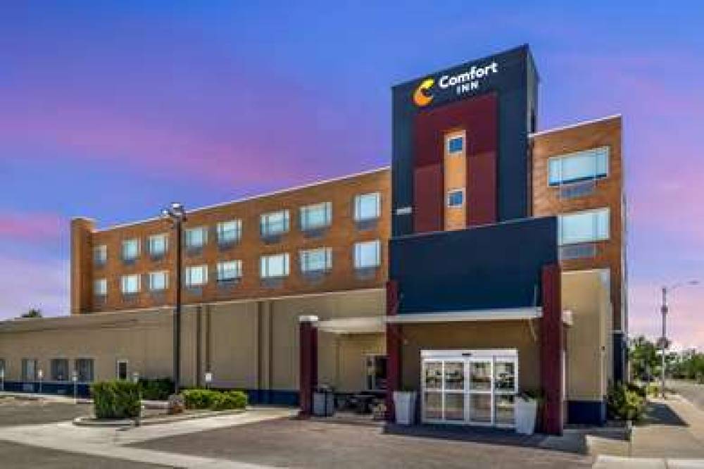 COMFORT INN PORTALES 8