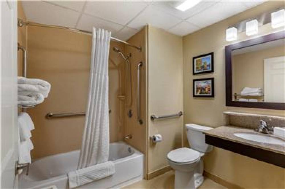 COMFORT INN ROCKLAND - BOSTON 9