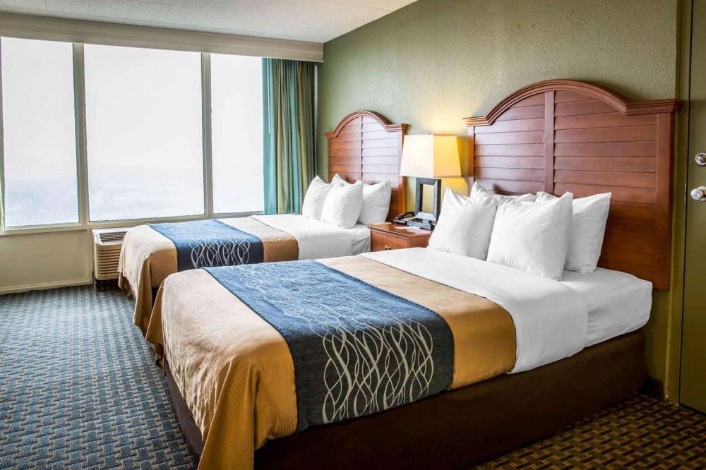 Comfort Inn South Oceanfront 9