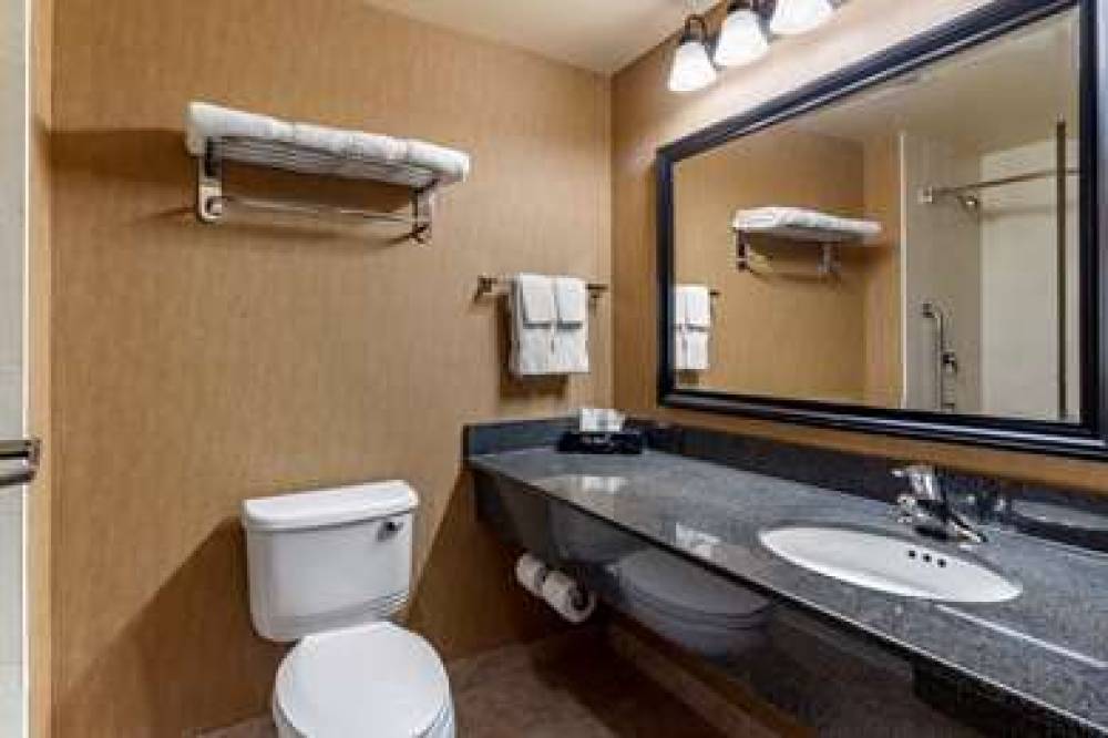 Comfort Inn Sturgeon Falls 6