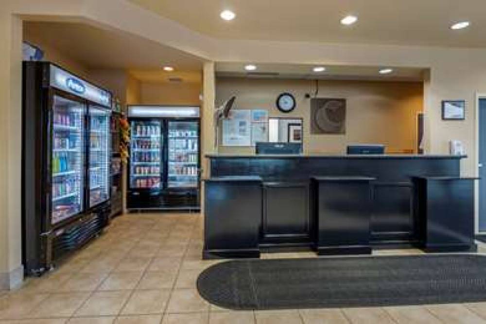 Comfort Inn Sturgeon Falls 2
