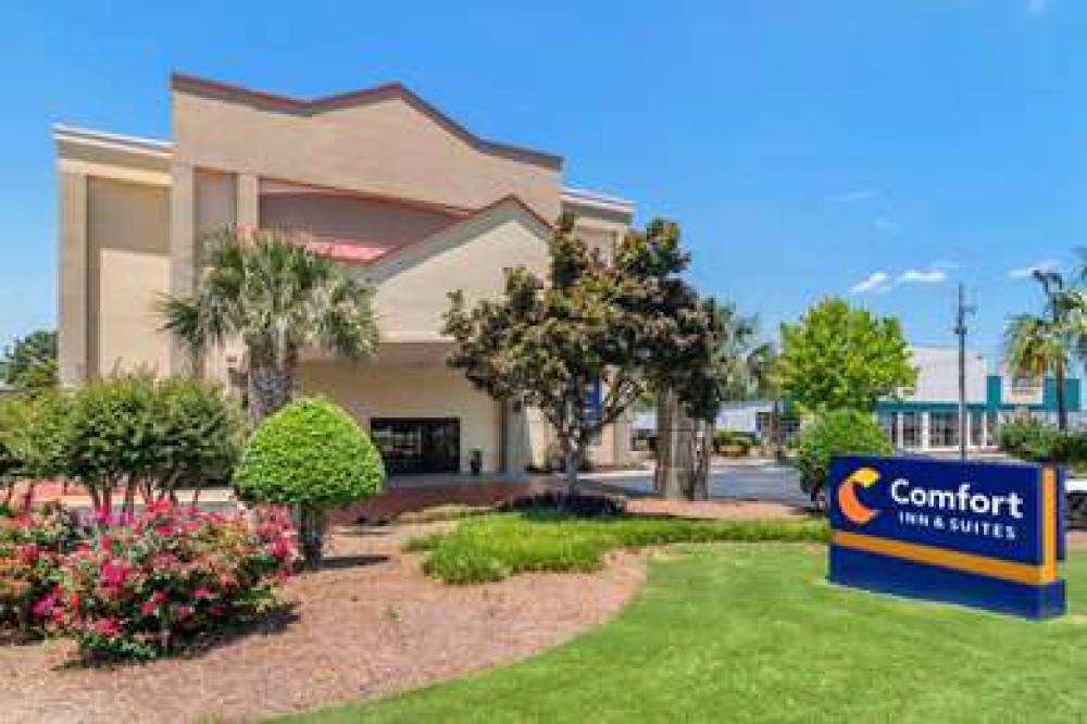 Comfort Inn & Suites